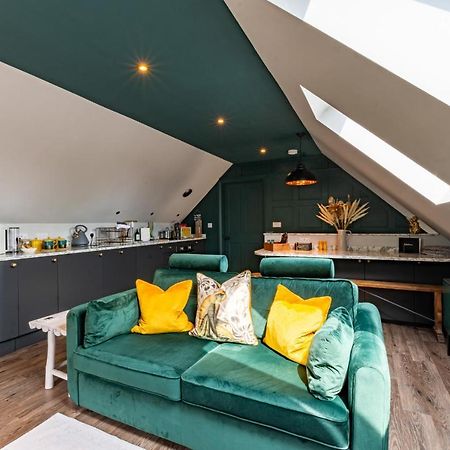 Stylish One Bedroom Cotswold Coach House Tetbury Exteriér fotografie
